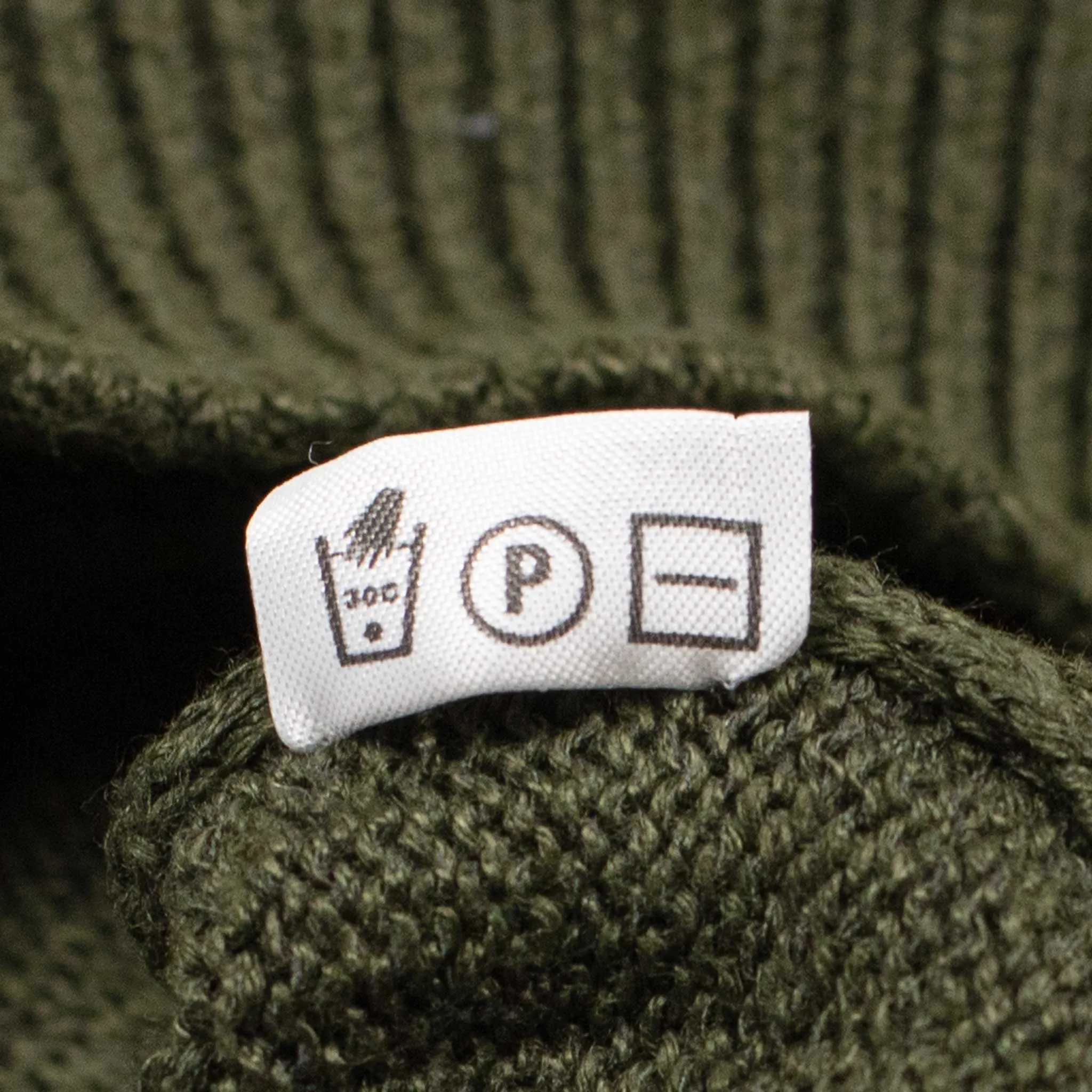 Crewneck sweater in Cypress green linen