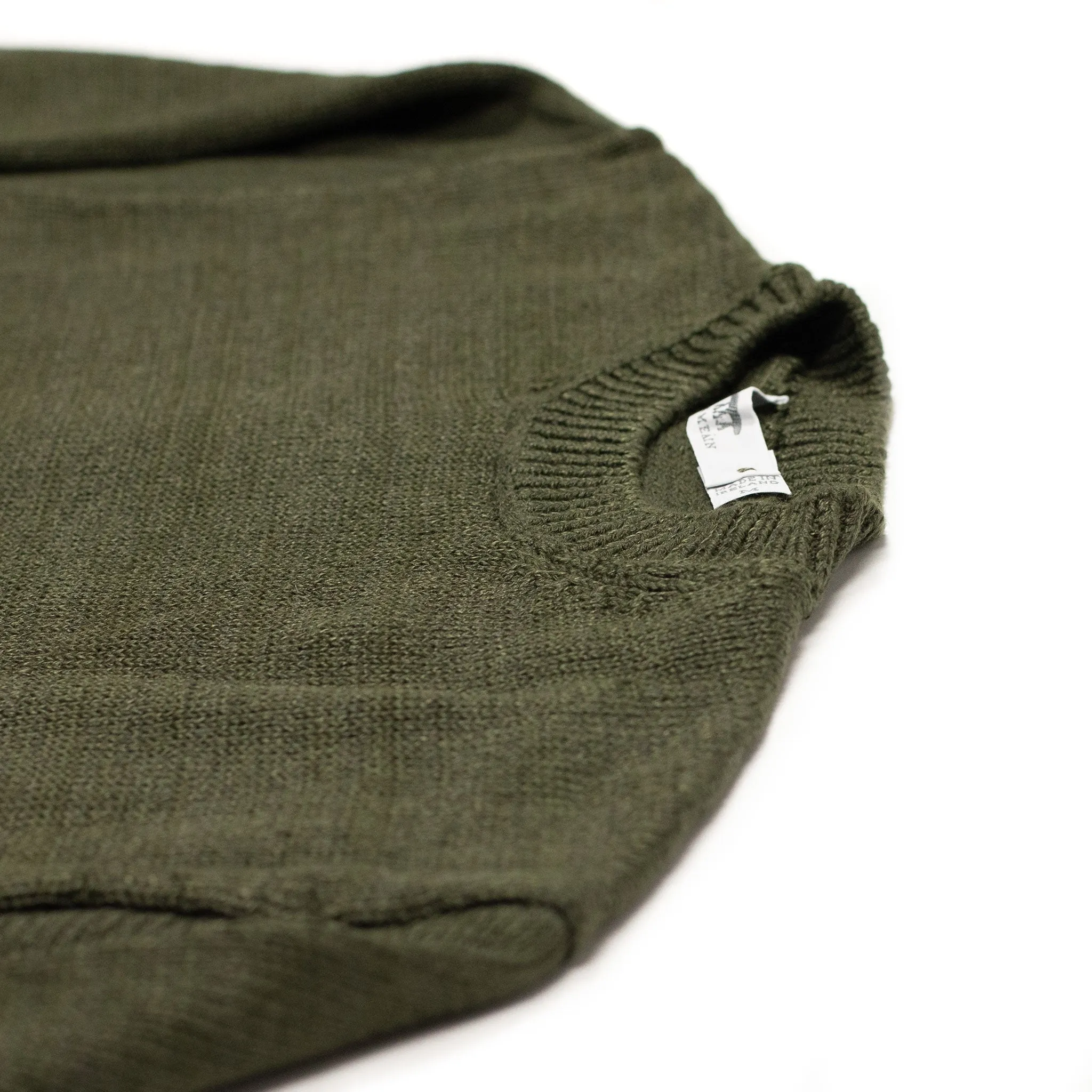 Crewneck sweater in Cypress green linen