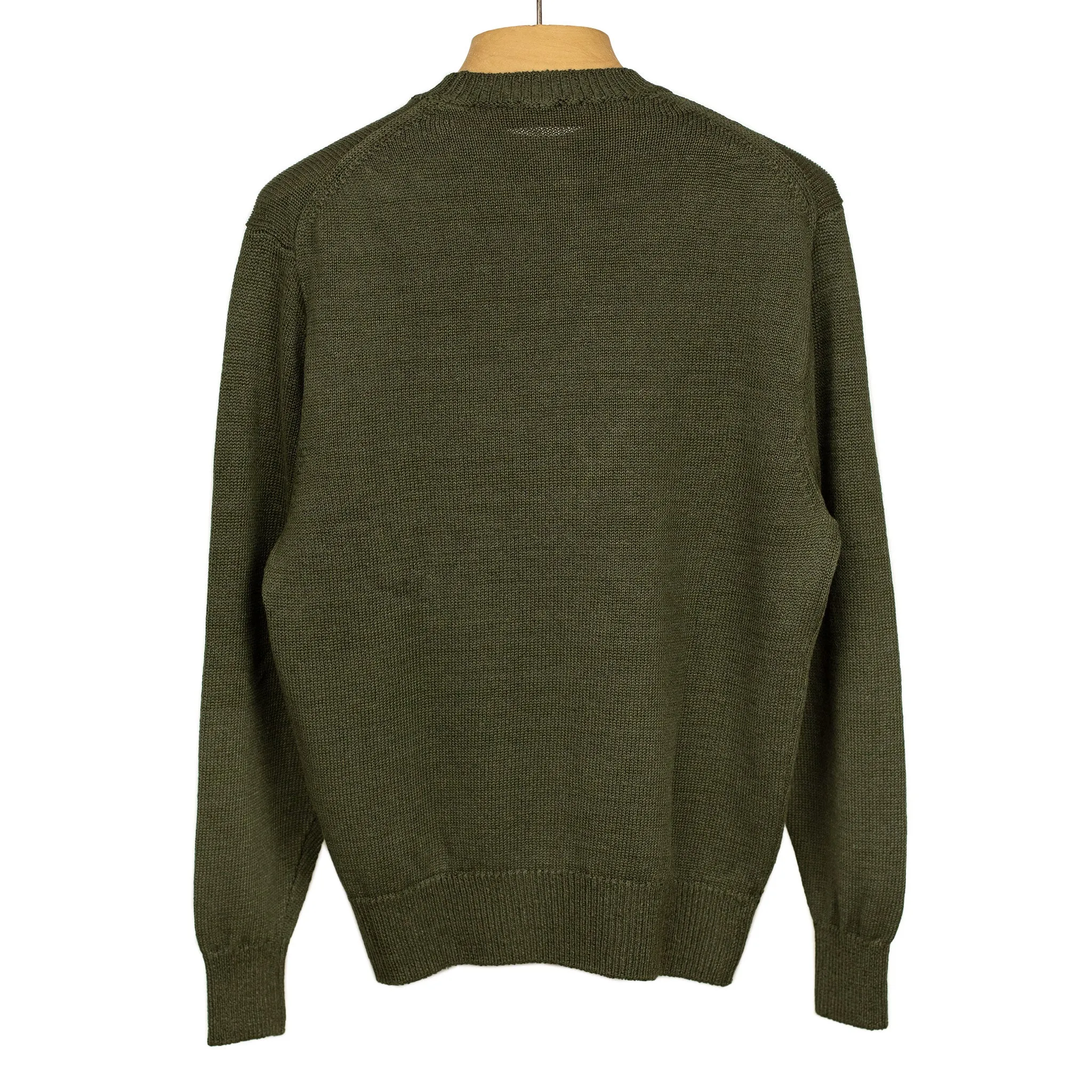 Crewneck sweater in Cypress green linen