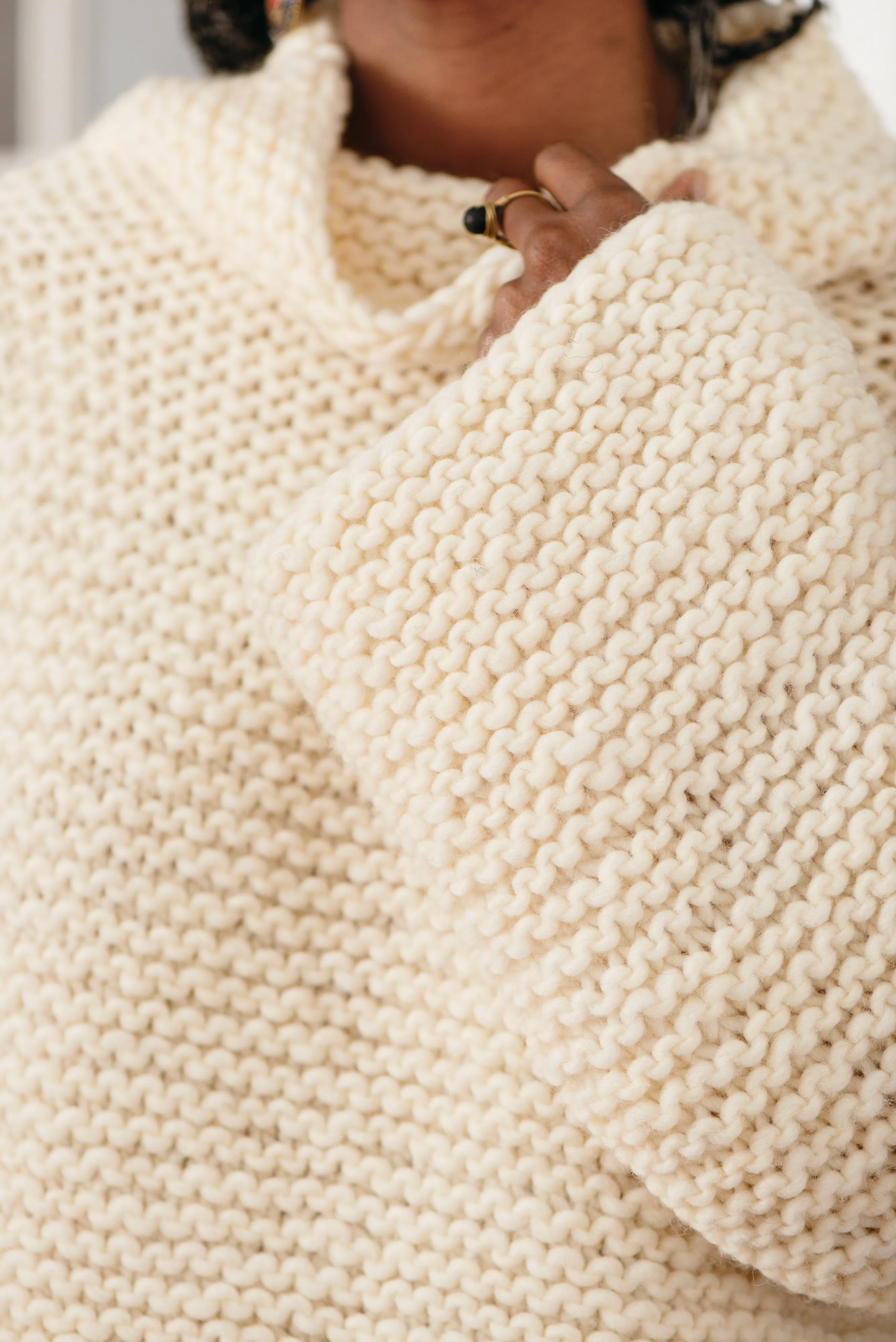 rectangle #9 / cropped pullover