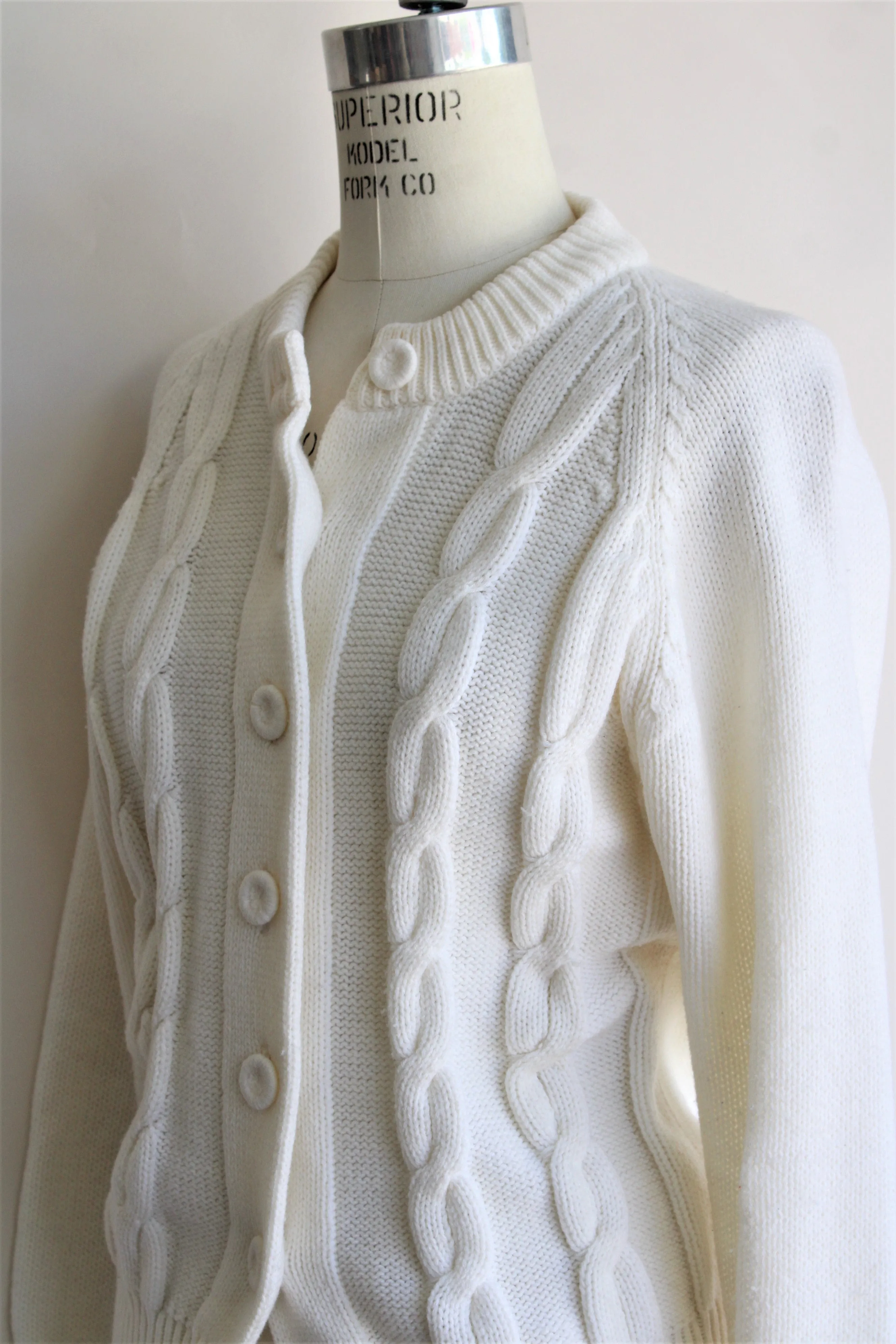 Vintage 1960s 1970s White Cable Knit Cardigan